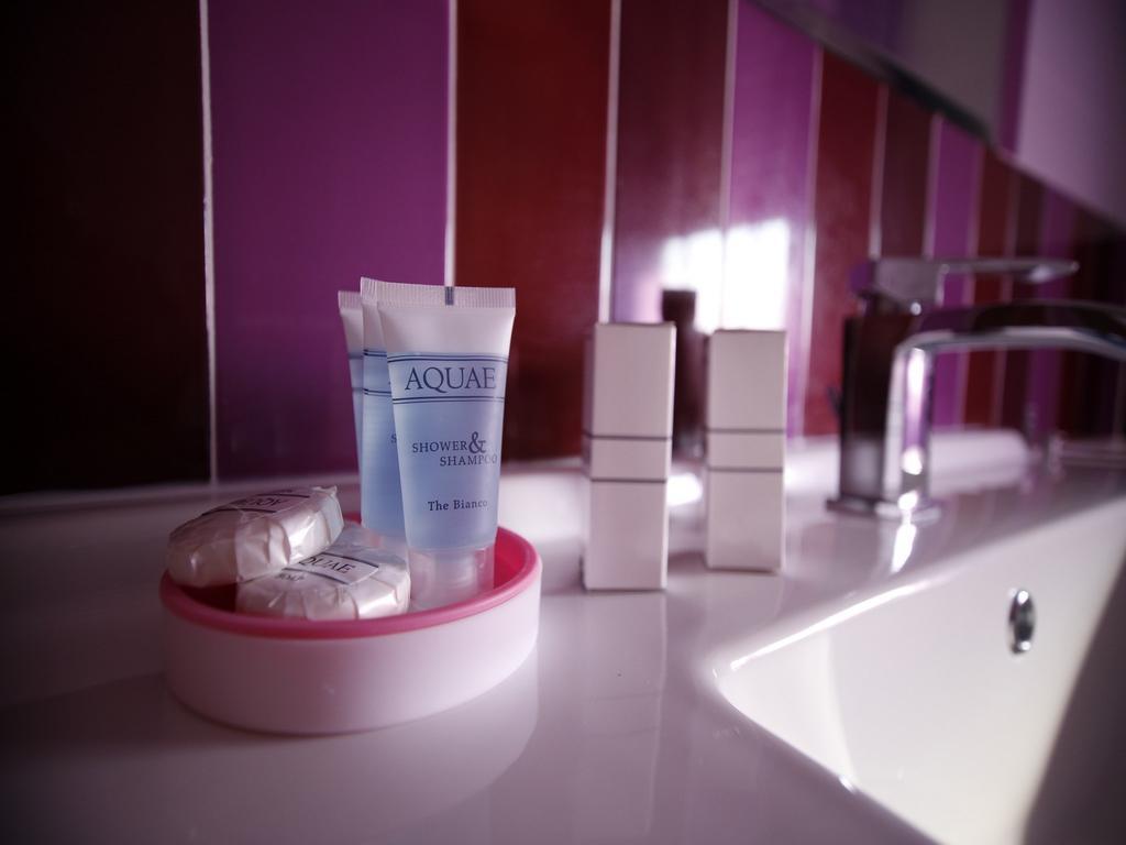 Double Room,767007979:JPEG