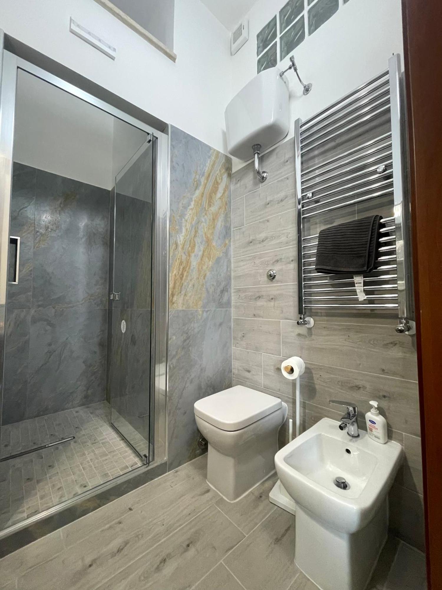 Comfort Triple Room with Shower