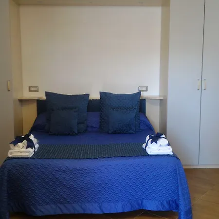 Albis Rooms Guest House-3